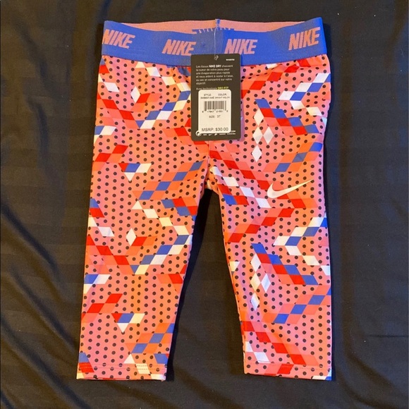 Nike Capri Leggings - Picture 1 of 2